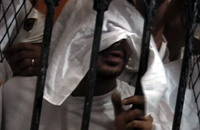 「デンジャラス・リビング / Dangerous Living :Coming Out in the Developping World」